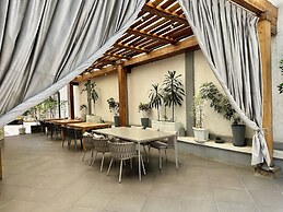 Social House Boutique Hotel
