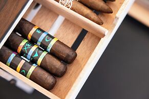 Extreme Luxury Villa with Pool & SPA