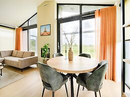 Tranquil Holiday Home With Views