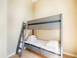 Tranquil Holiday Home With Views