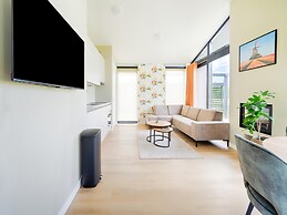 Tranquil Holiday Home With Views