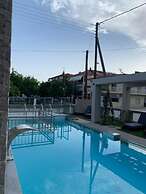 Amalia Deluxe Villas