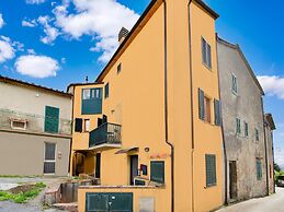 Apartment in Lamporecchio Near Vinci