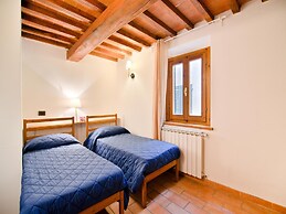 Apartment in Lamporecchio Near Vinci