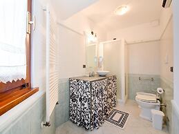 Apartment in Lamporecchio Near Vinci