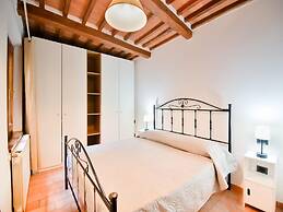 Apartment in Lamporecchio Near Vinci