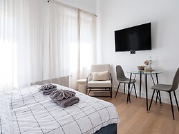 Deluxe Studio on the Moselle