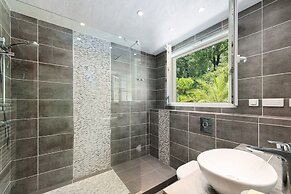 Villa in Flayosc With Private Pool