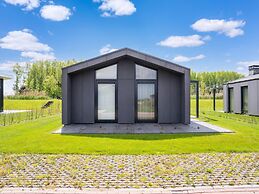 Modern Family Getaway in Oud Ade