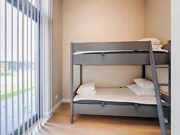 Modern Family Getaway in Oud Ade