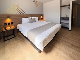 Avanta Hotel & Villas