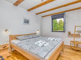Holiday Home Mali Raj