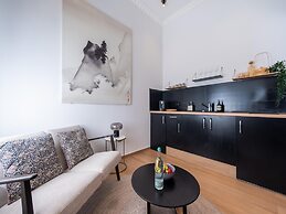 Modern Residences - Deluxe Studio on the Moselle