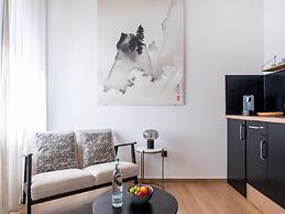 Modern Residences - Deluxe Studio on the Moselle