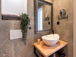 Modern Residences - Deluxe Studio on the Moselle