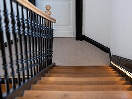 Modern Residences - Deluxe Studio on the Moselle