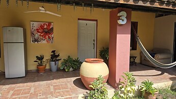 Palmerola Inn