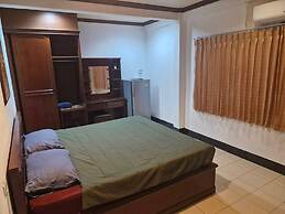 Green Hotel