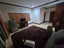 Green Hotel