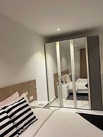 Meraki Homes at Embassy Gardens