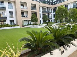 Meraki Homes at Embassy Gardens
