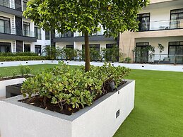 Meraki Homes at Embassy Gardens