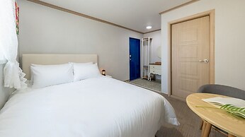 Gangneung Jin Stay