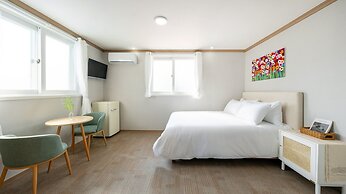 Gangneung Jin Stay