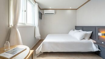 Gangneung Jin Stay