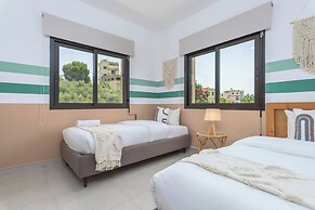 Glow Studios & Apartments in Batroun