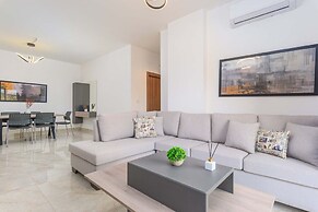Glow Studios & Apartments in Batroun