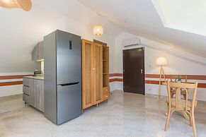 Glow Studios & Apartments in Batroun
