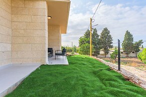 Glow Studios & Apartments in Batroun