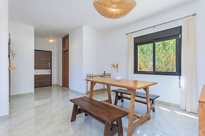 Glow Studios & Apartments in Batroun