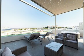 Philia Center Suites