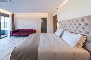 Philia Center Suites