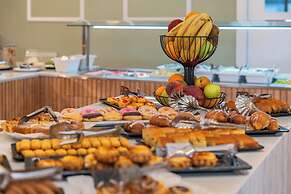 Philia Center Suites
