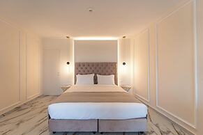 Philia Center Suites
