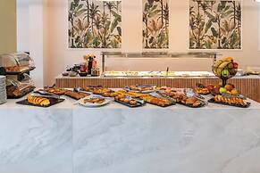 Philia Center Suites