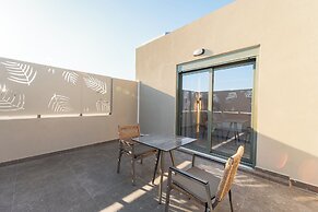 Philia Center Suites