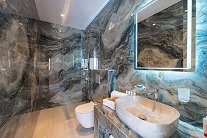 Philia Center Suites