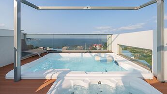 Gyeongju The Moon Aurora Pool Villa