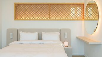 Gyeongju The Moon Aurora Pool Villa