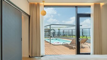 Gyeongju The Moon Aurora Pool Villa