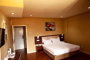 HOTEL MIRAVA