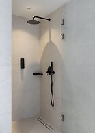 Avant Blue Boutique Hotel