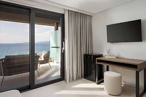 Avant Blue Boutique Hotel