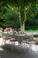 Tranquil 1BR Villa in Revislate