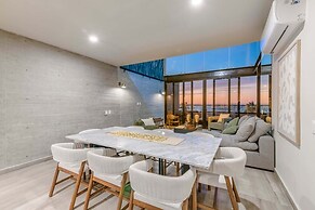 w Deluxe Penthouse in La Paz