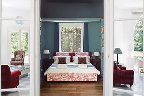 Charming 1BR Suite in Revislate